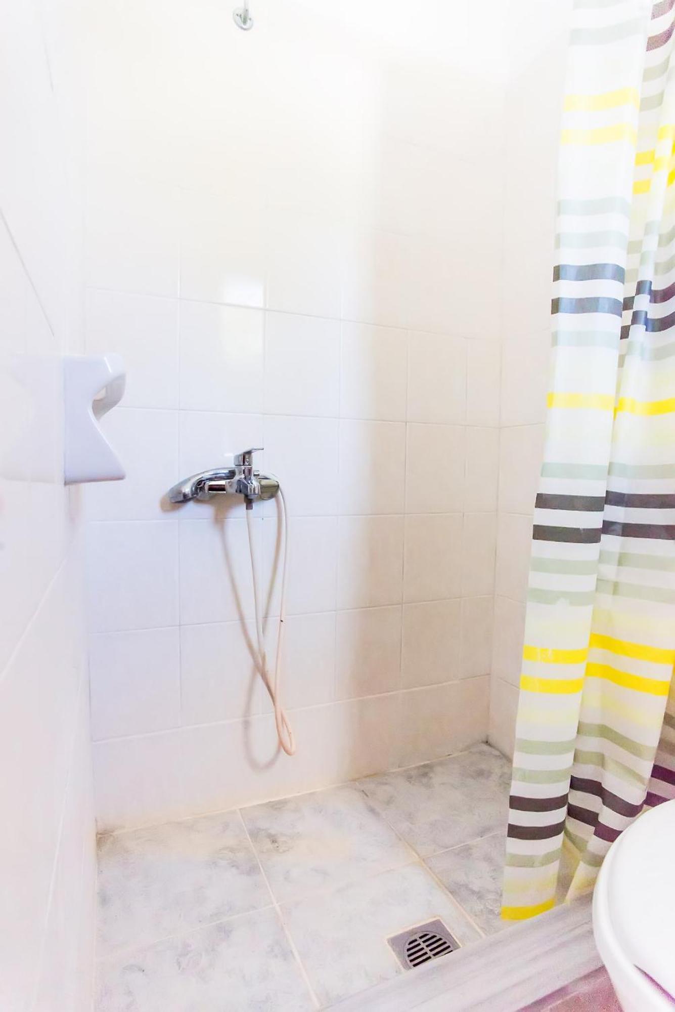 Blue White Apartments - Kefallonia Poolside Retreats Spartia  Bagian luar foto